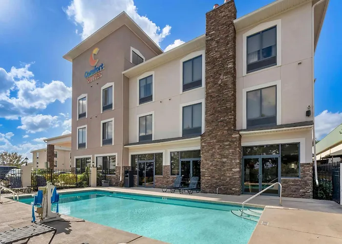 Comfort Suites Augusta Riverwatch